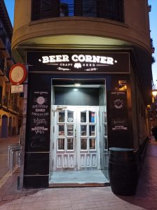 Fiesta despedida antes de vacaciones en Beer Corner (Zaragoza) 2 Beer Corner